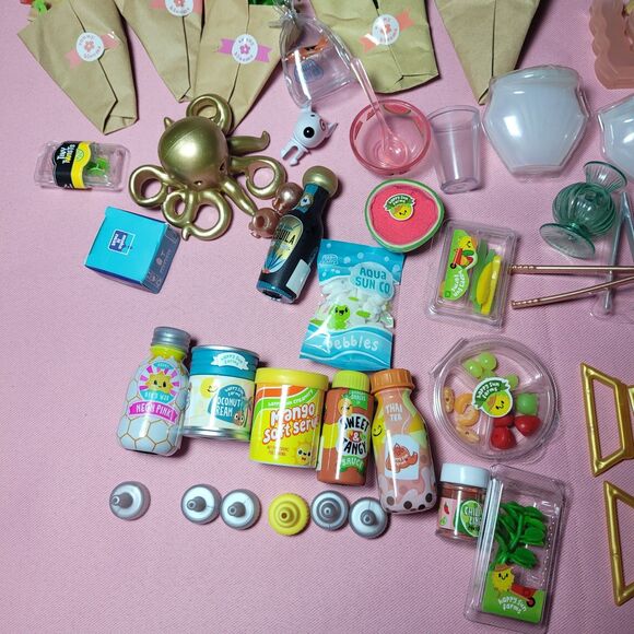 MGA Make it Miniverse Lifestyle Lot Koi Harry Potter Happy Hour Food Barbie Doll - Picture 5 of 16